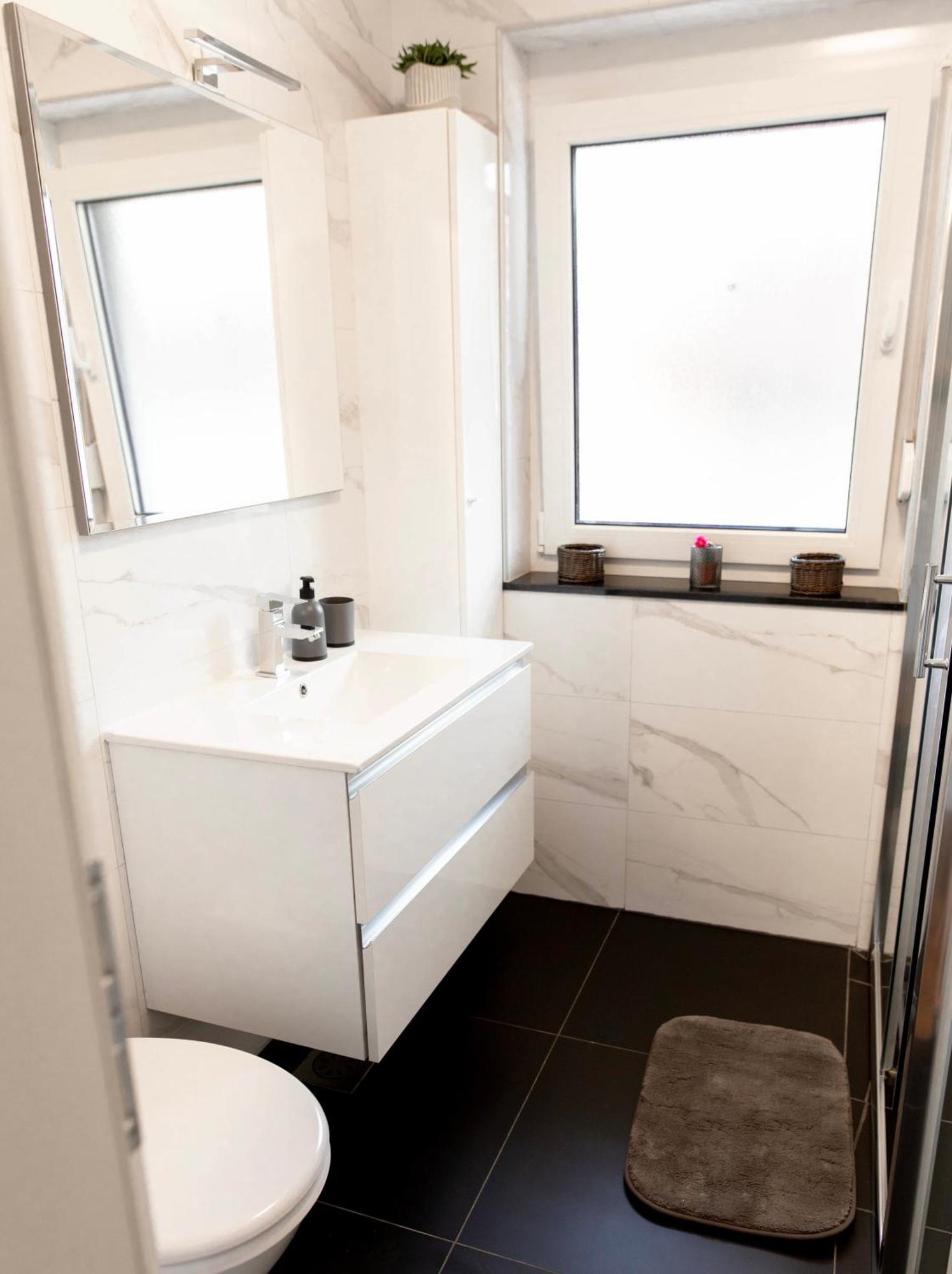 Zirovnica Aura Apartments מראה חיצוני תמונה