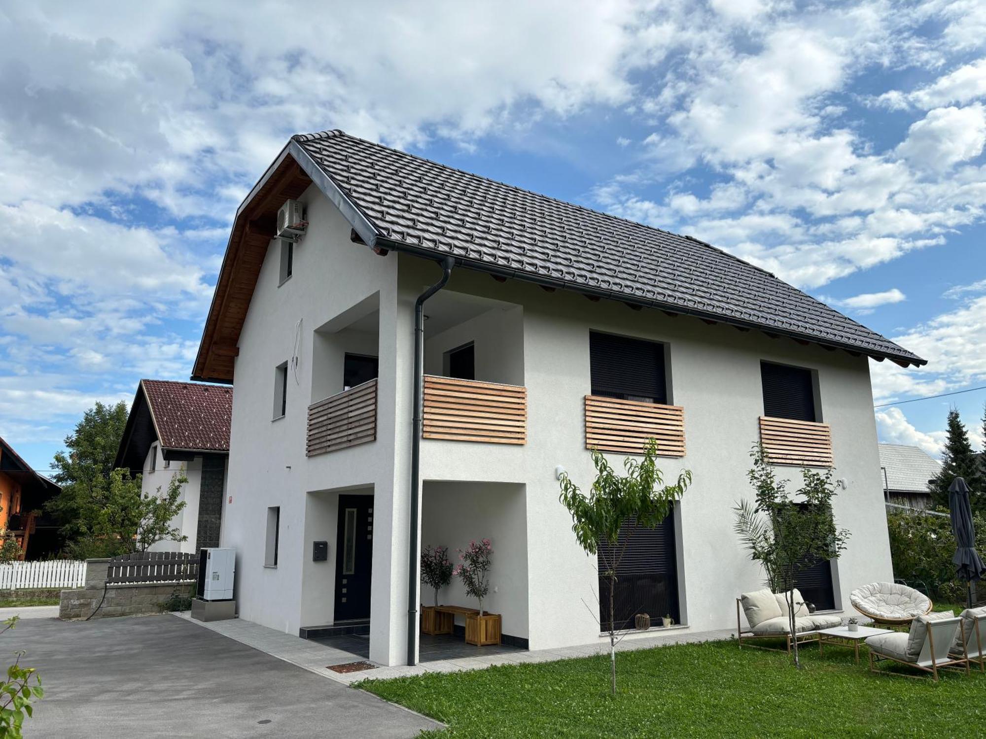 Zirovnica Aura Apartments מראה חיצוני תמונה